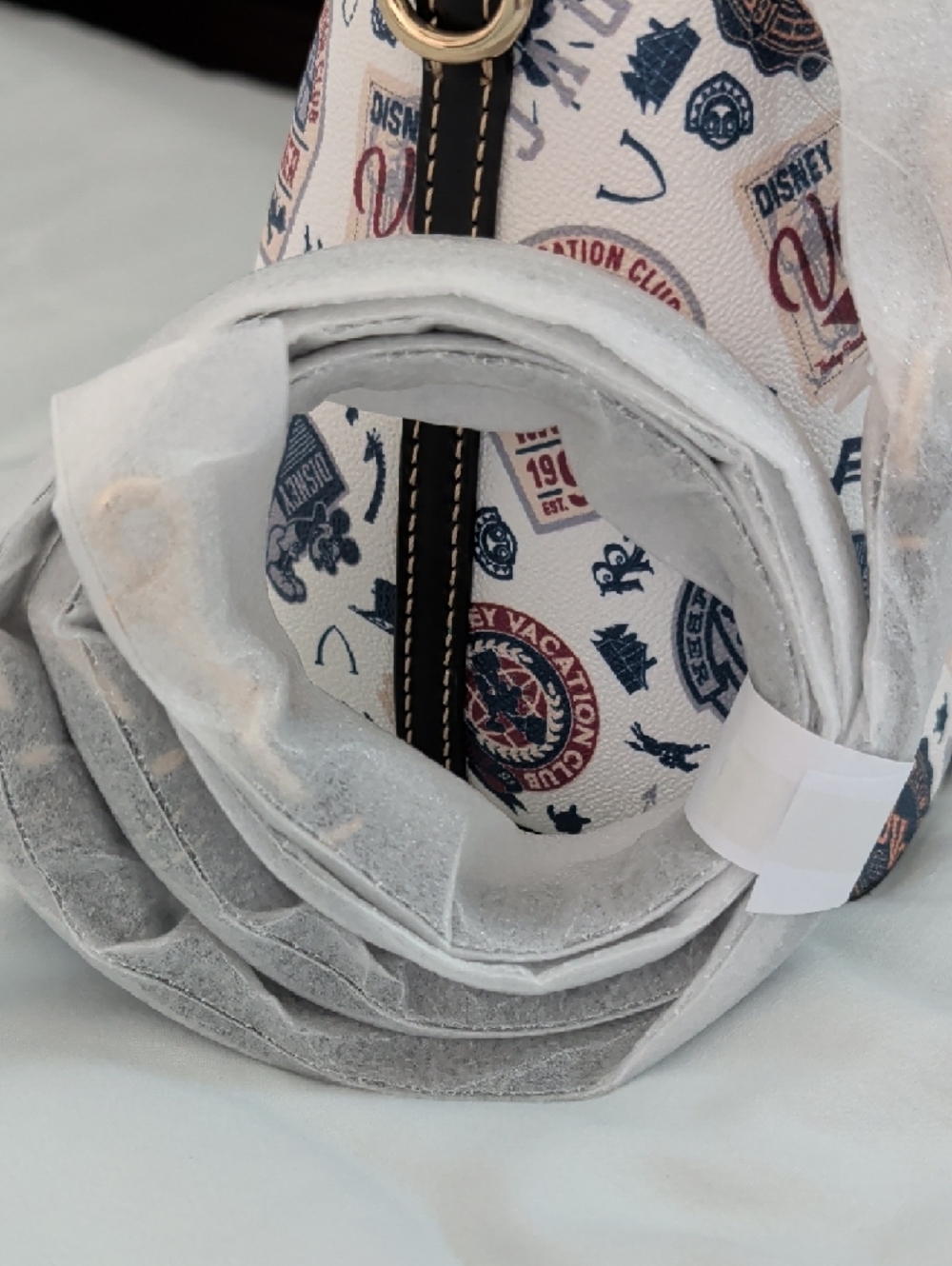 Dooney & Bourke White Navy Tan Disney Vacation Print Satchel - Picture 5 of 7